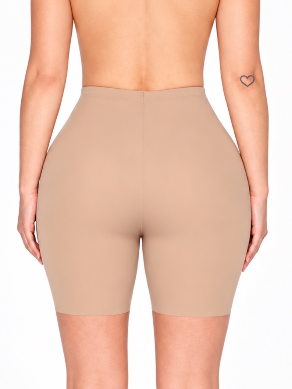 NWT SKIMS Body Butt & Hip Enhancing Padded Mid Thigh Shorts Clay Small